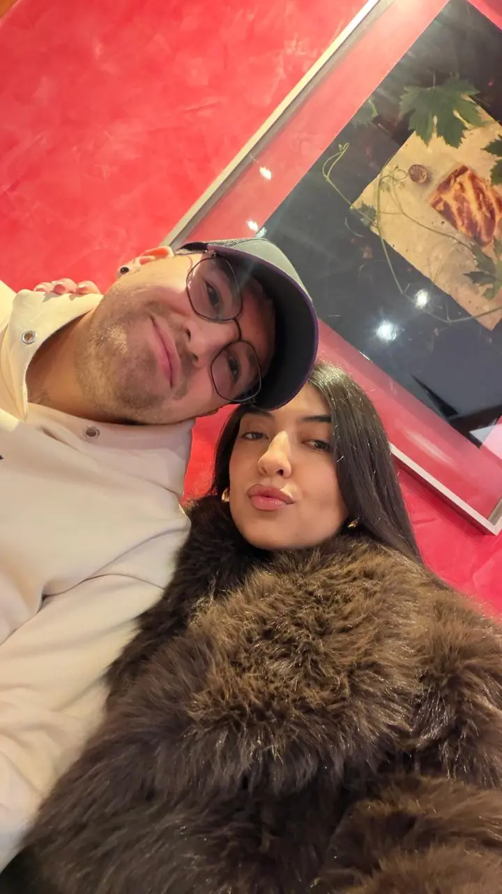 Camila y Paul juntos